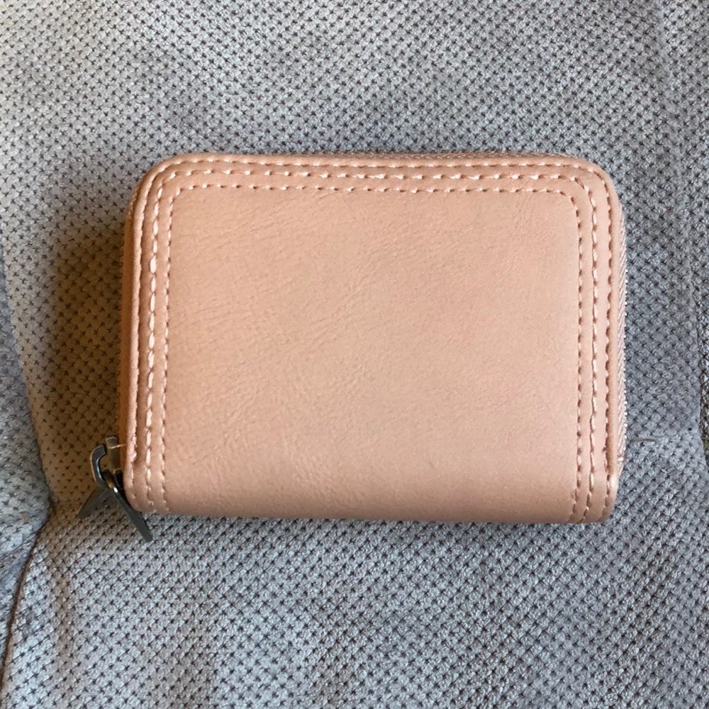 Soft Pink Universal Thread Wallet
